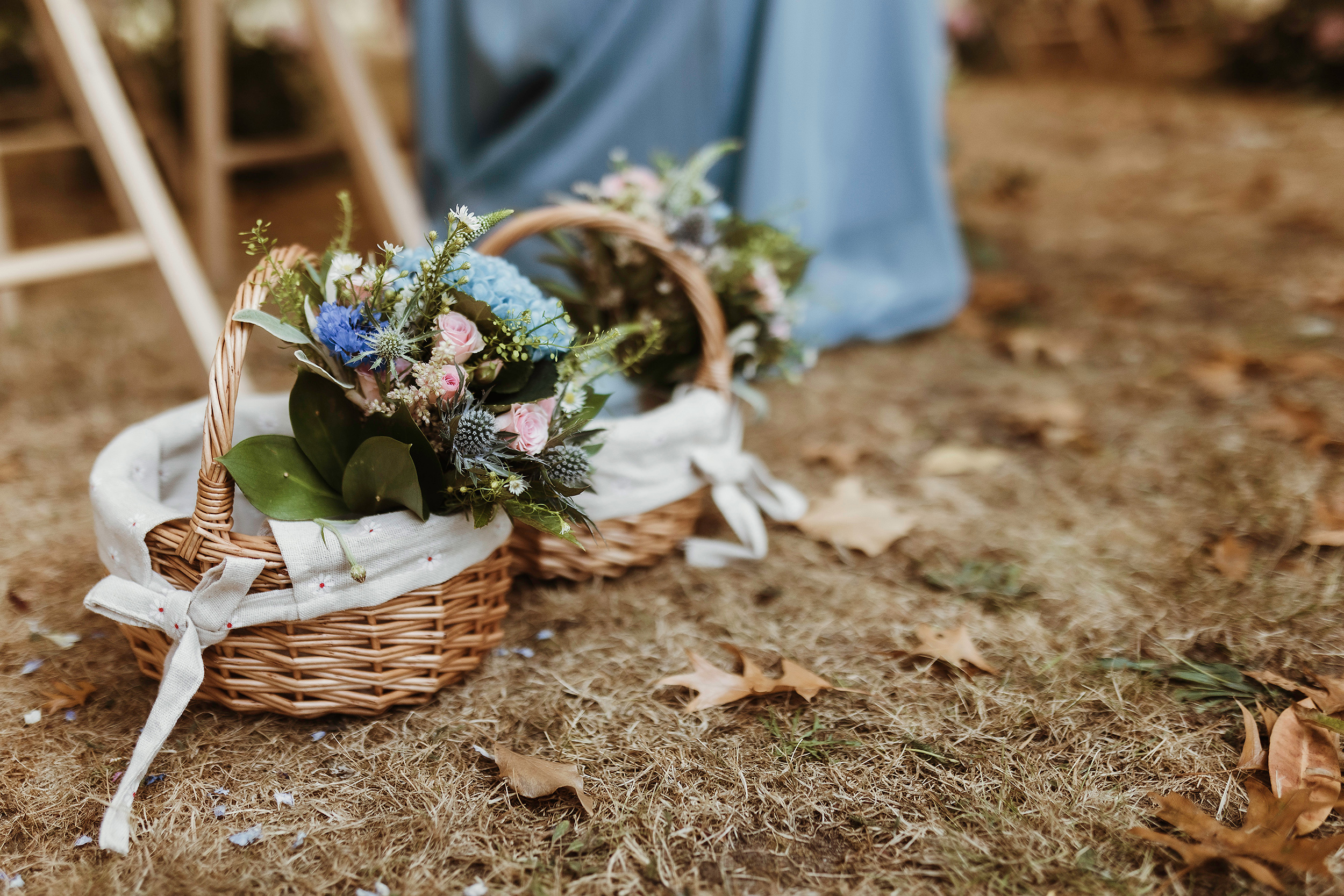 Flower girl basket and hand-tied posy