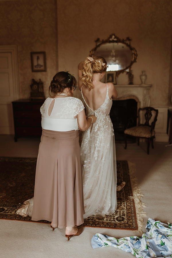 Marina and Alicia before the handfasting ceremony